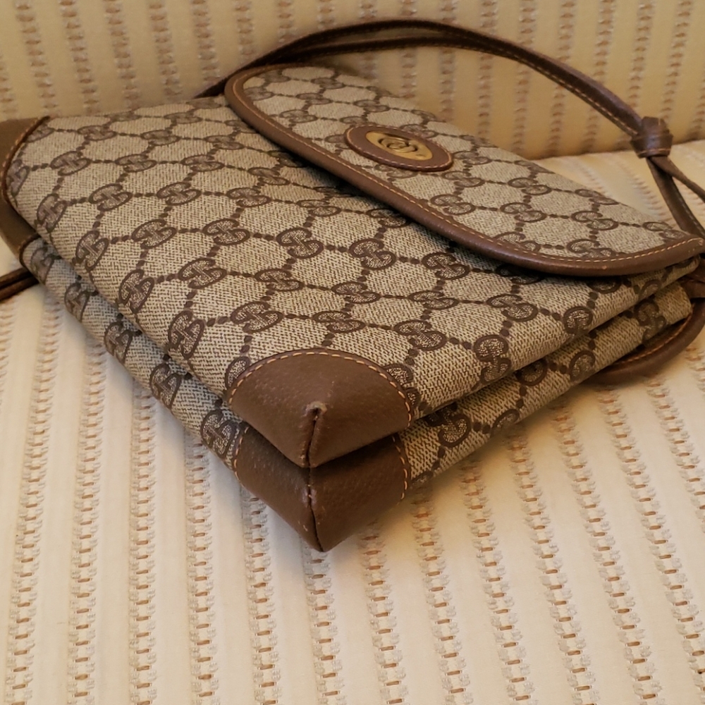 Gucci GG Web Supreme Flap Shoulder Bag - Picture 5 of 14